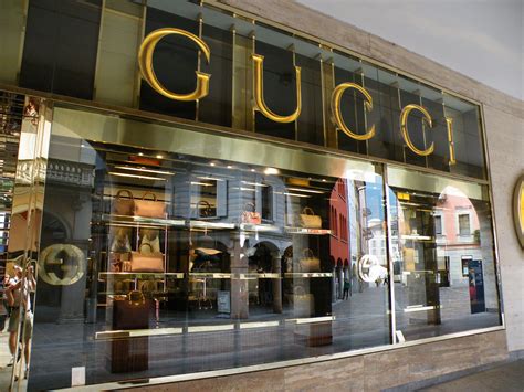 gucci svizzera lugano|gucci shoes official website.